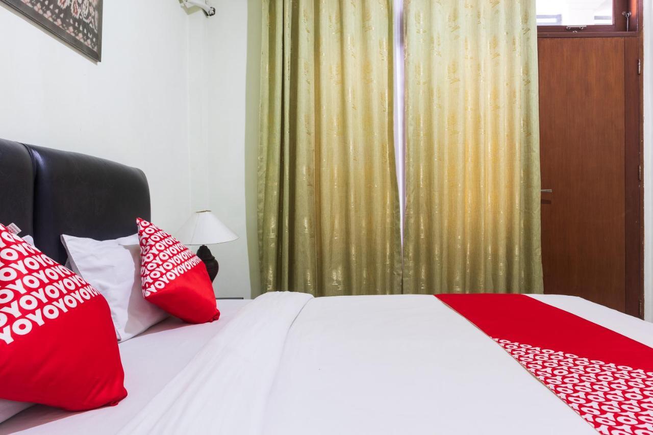 Super Oyo 1682 Greenia Hotel Kupang  Exterior foto